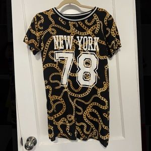 H&M T-Shirt NY 🗽👑 ✨5 for $25✨Bundle and Save!